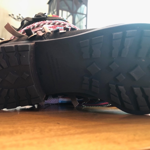 Up cycled Women's suede boots - Picture 4 of 4